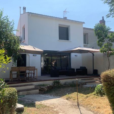 Villa Au Calme Dans Un Ecrin De Verdure 3Ch Aytre Luaran gambar